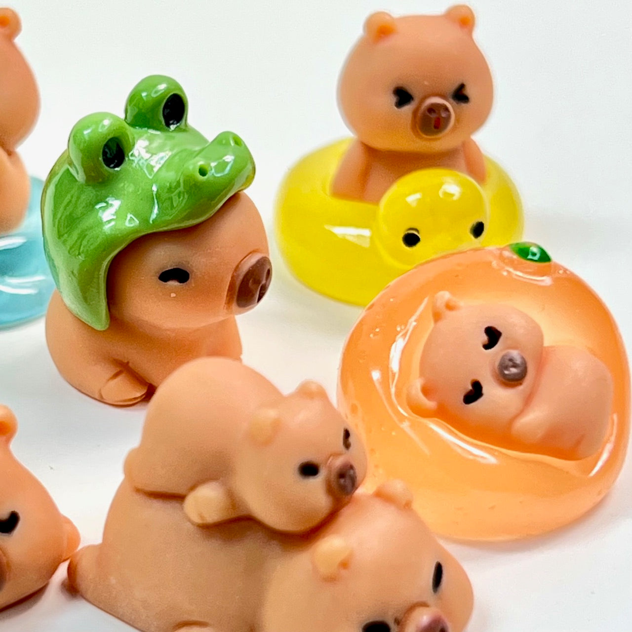 71915 Cute Capybara Miniature Figurines-50