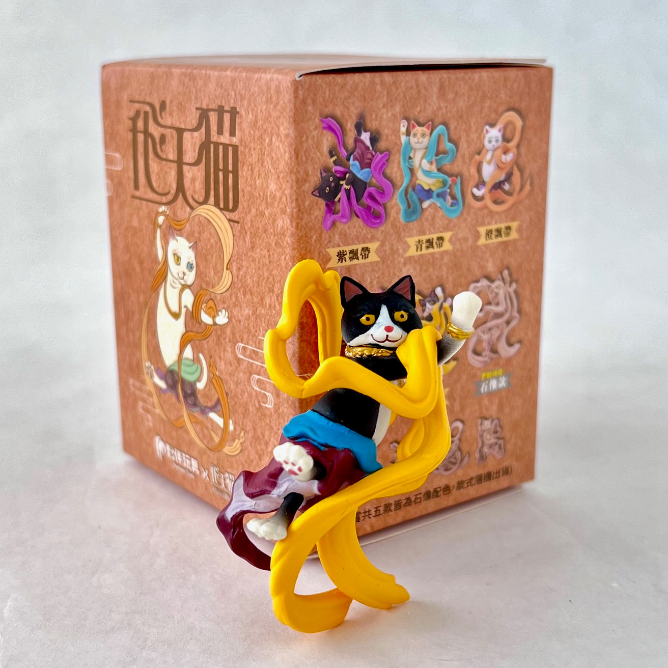 73048 Flying Dancer Cats BLIND BOX-6