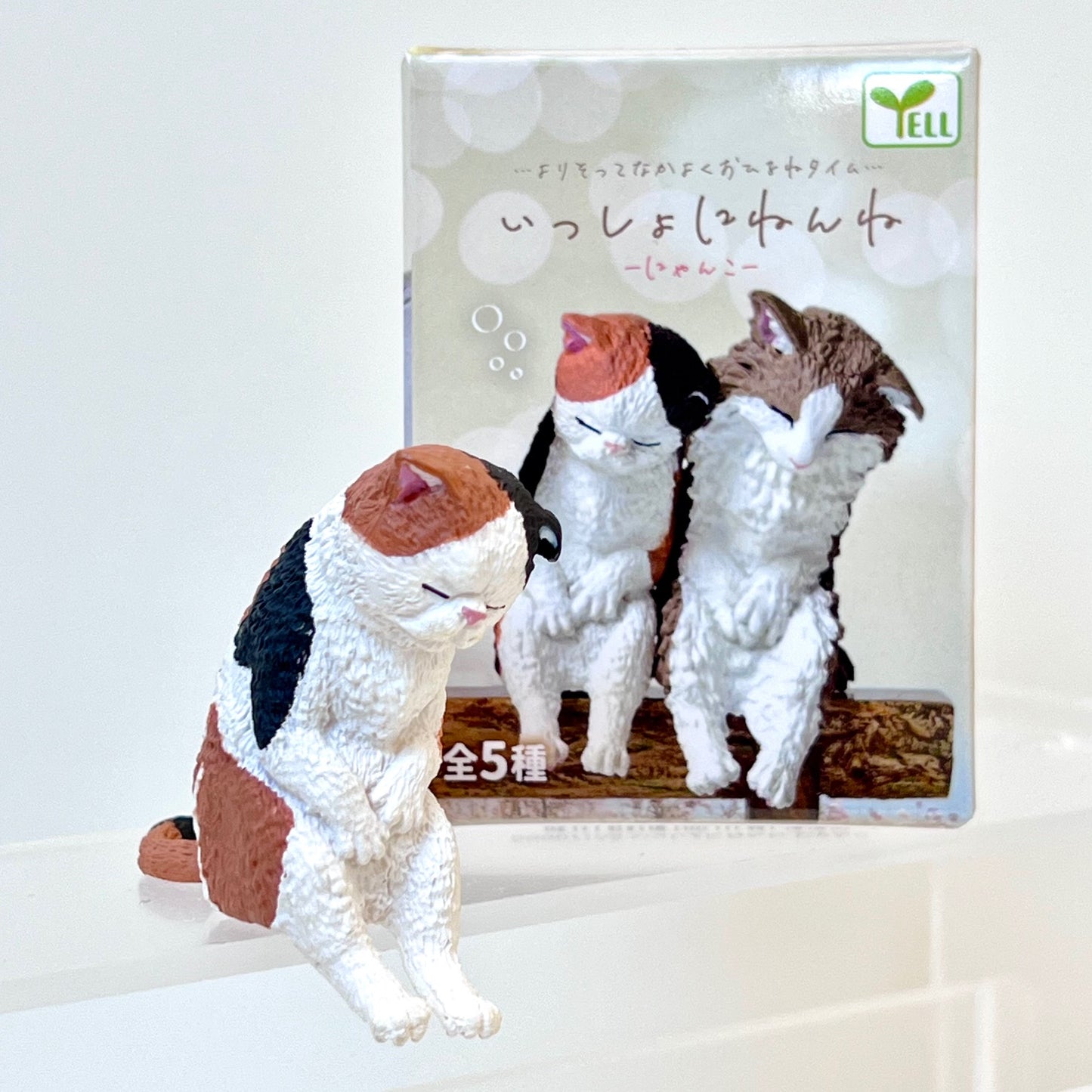 73093 Sleep Leaning Cats Blind Box-10