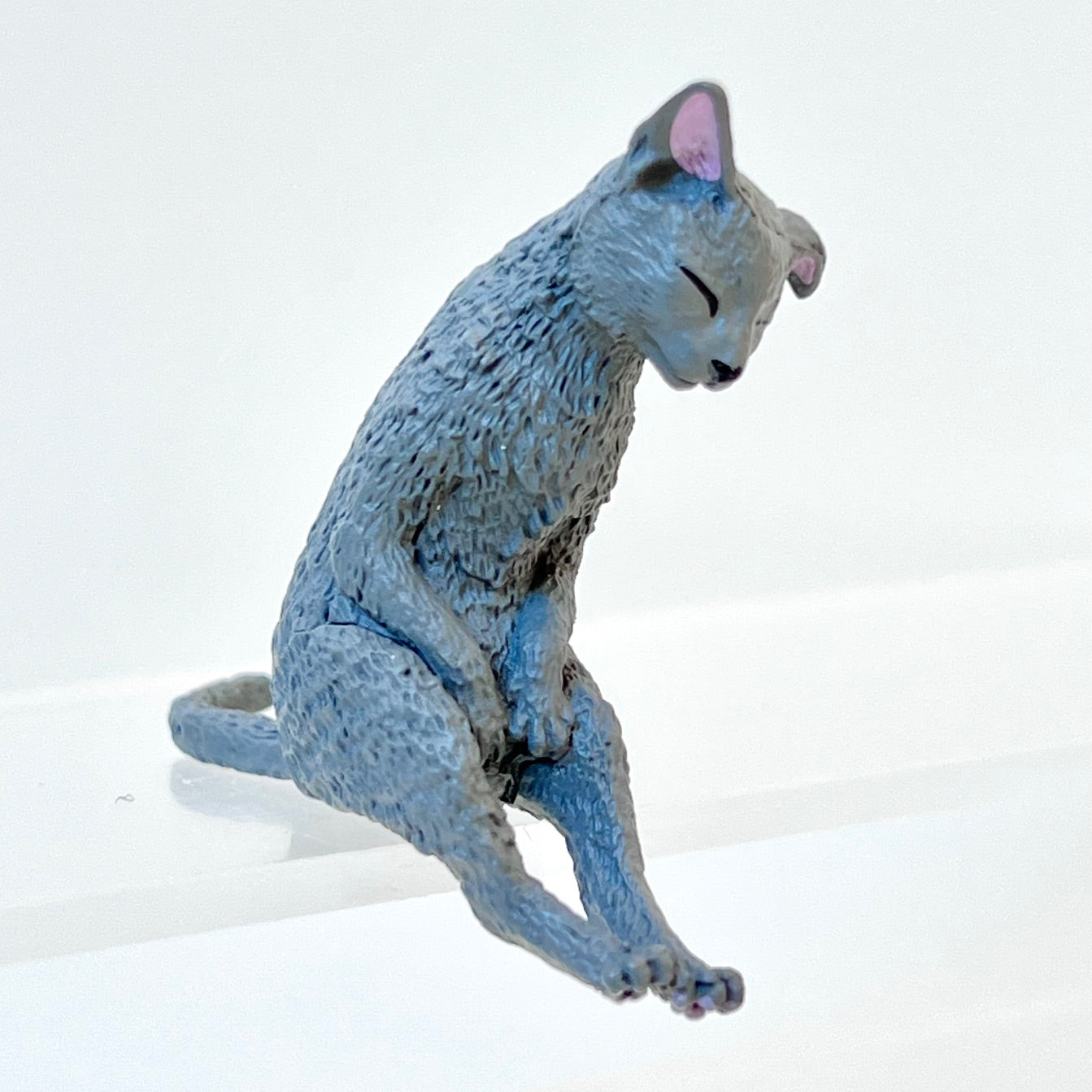 73093 Sleep Leaning Cats Blind Box-10