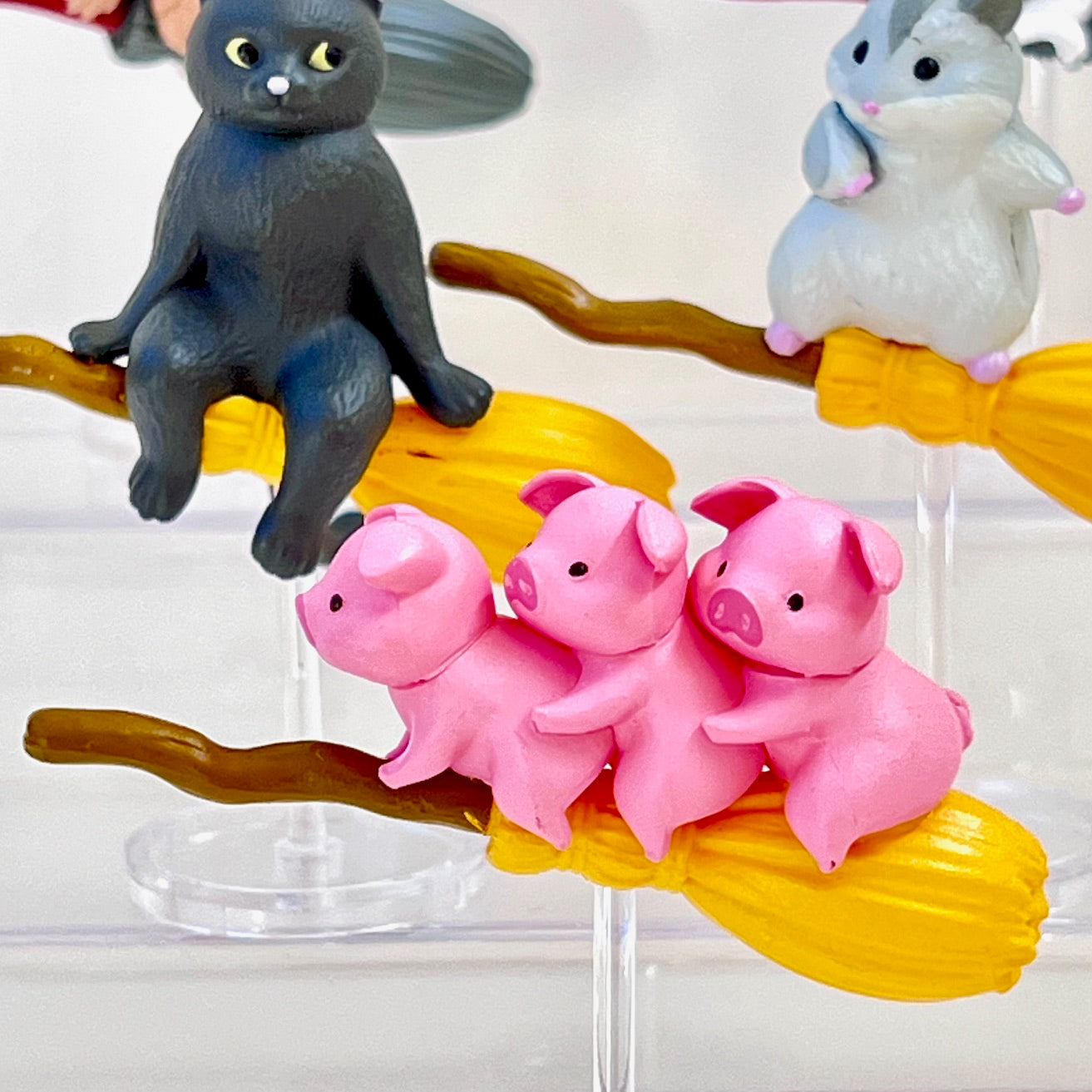 73112 Broomstick Animals Blind Box-10