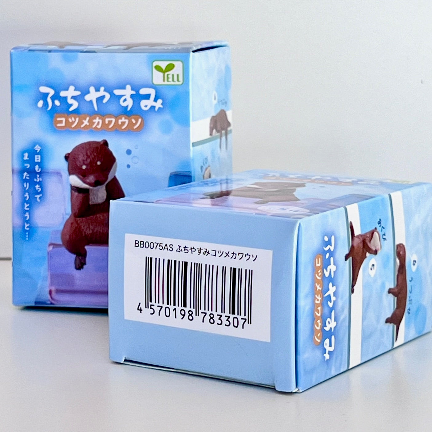 73114 Playful Otters Blind Box-10