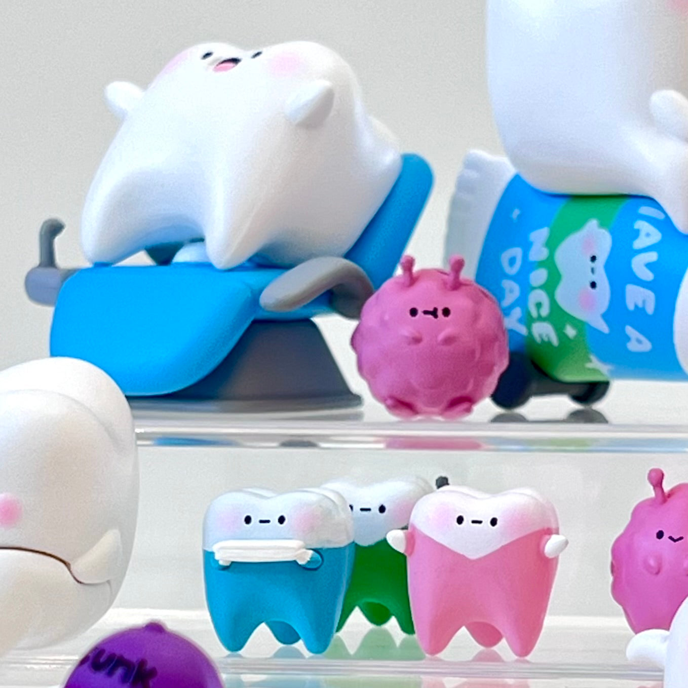 73179 Dentist Office Blind Box-8