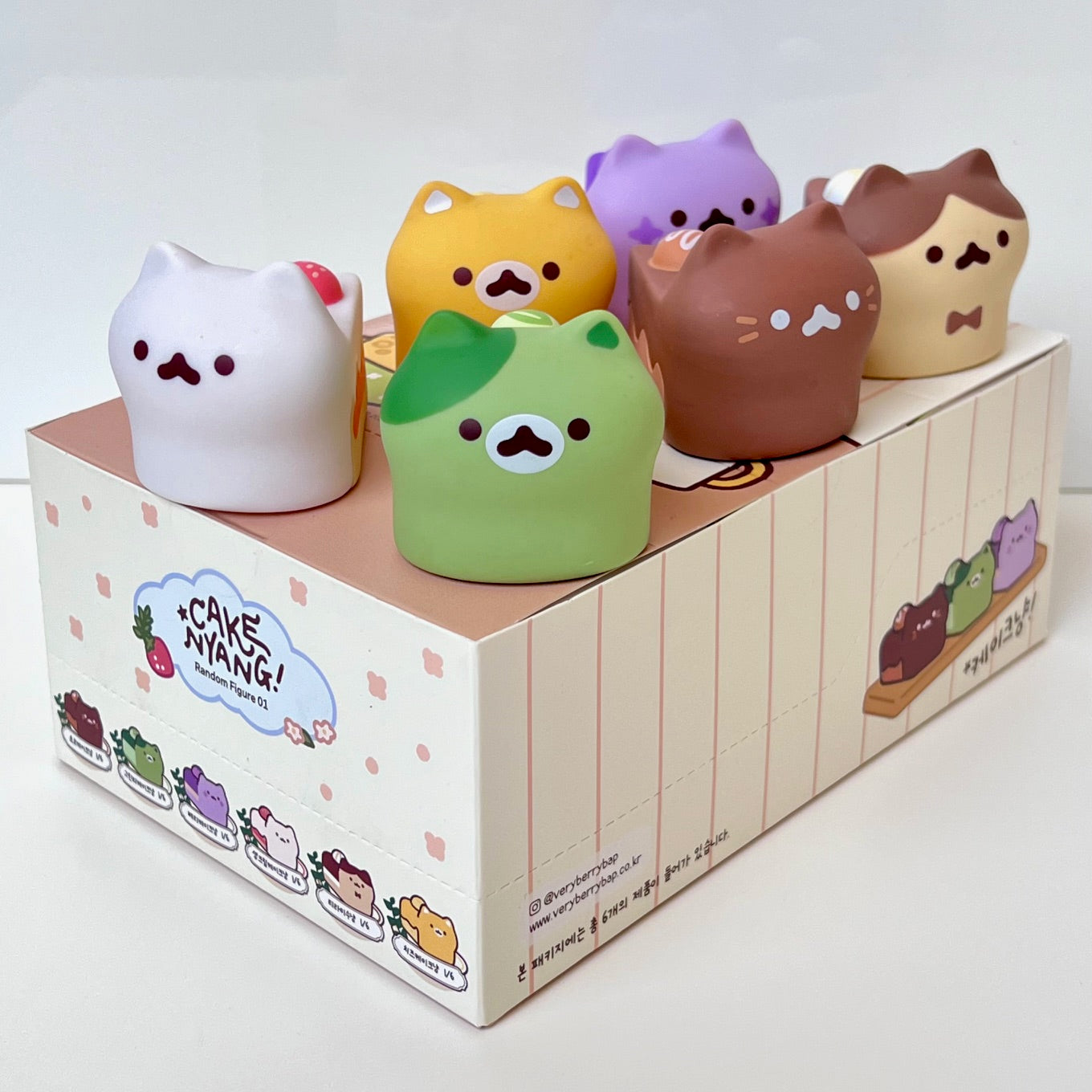 73217 Cake Cat Blind Box-6