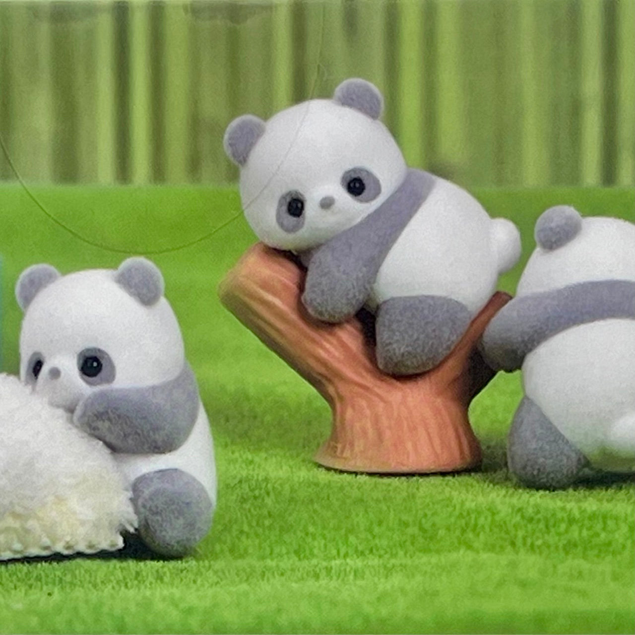 73253 Fuzzy Panda Blind Box-10