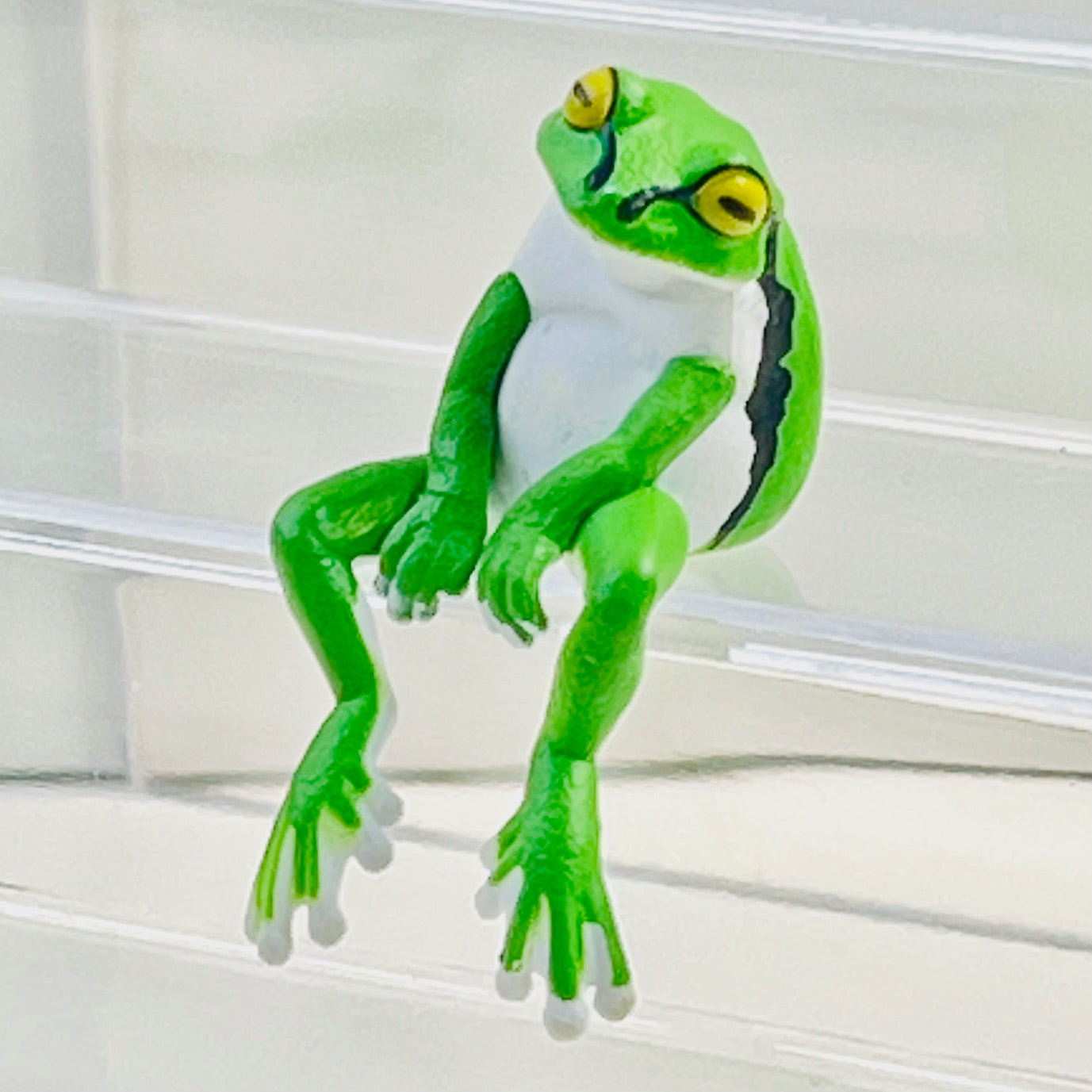 X 70461 Playful Frogs Figurine Capsule-DISCONTINUED
