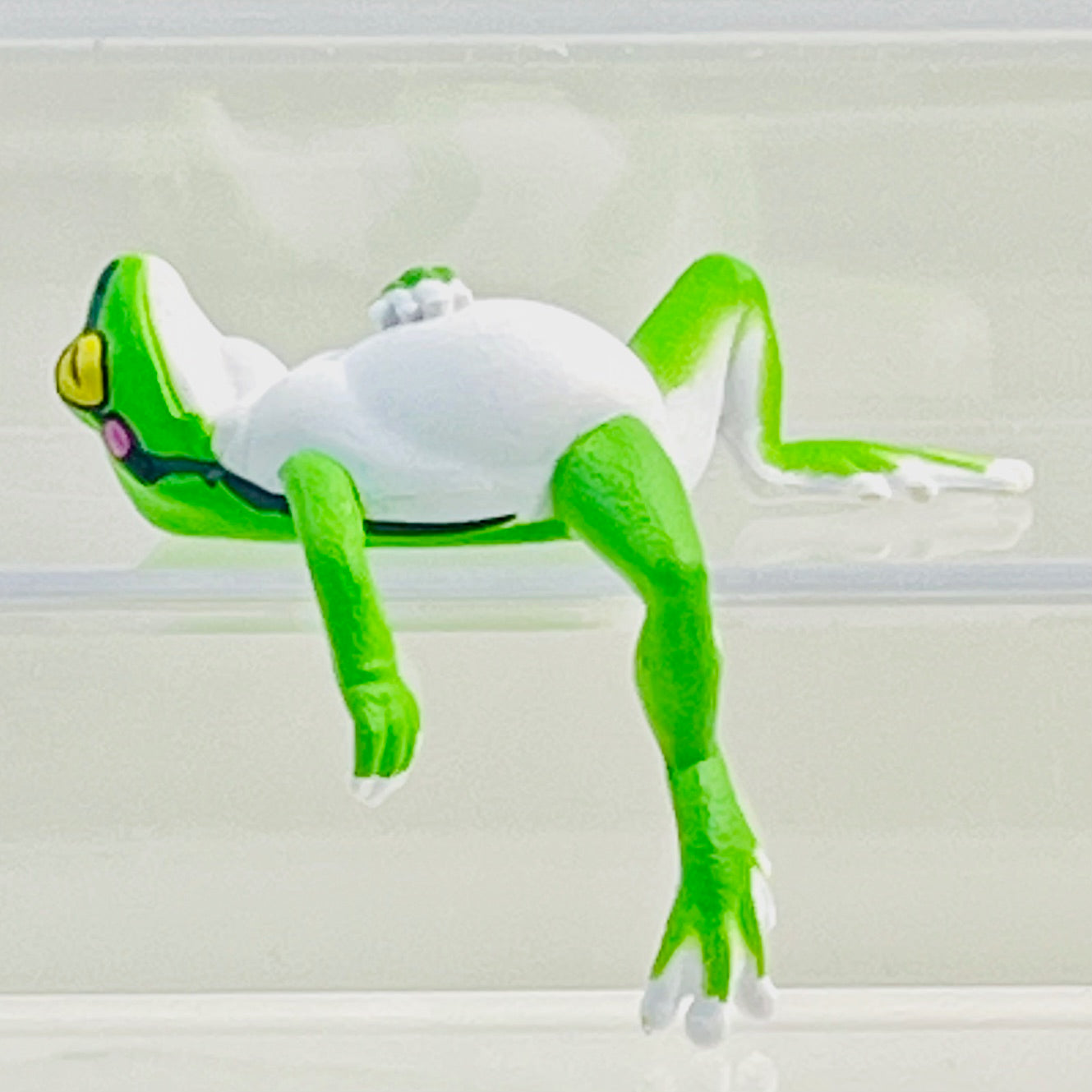 X 70461 Playful Frogs Figurine Capsule-DISCONTINUED
