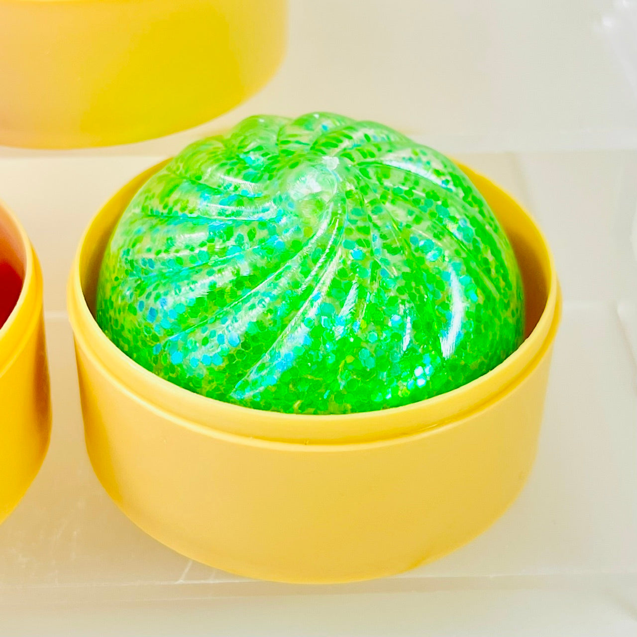 83005 Mini Dumpling Glitter Jelly Squishy-12