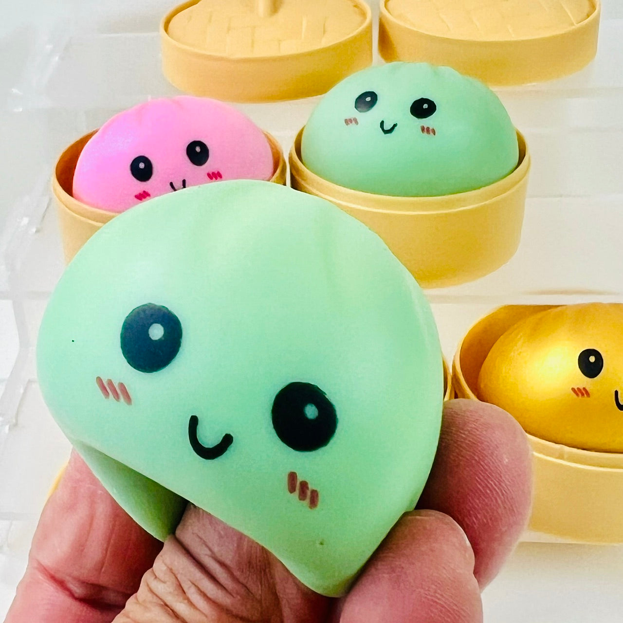 83006 Mini Dumpling Glitter Soft Squishy-12