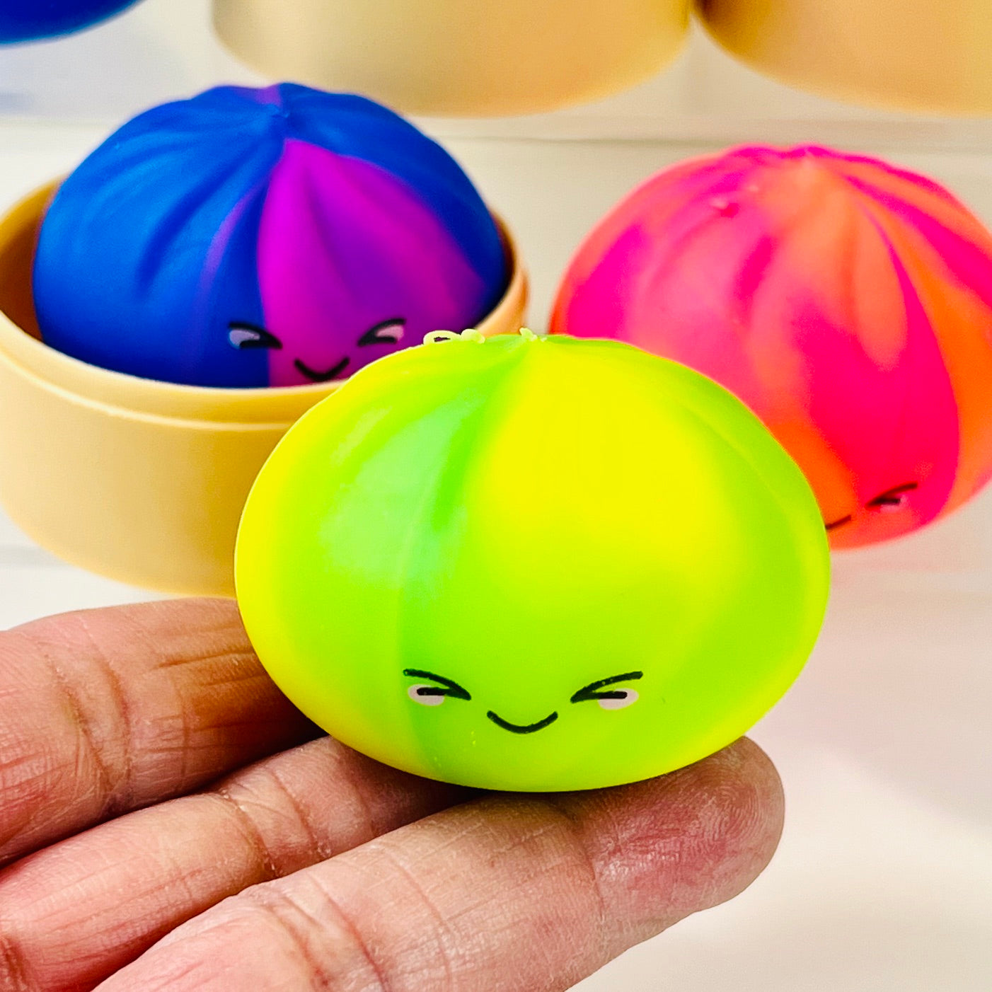 83007 Mini Dumpling Glitter Soft Squishy-12
