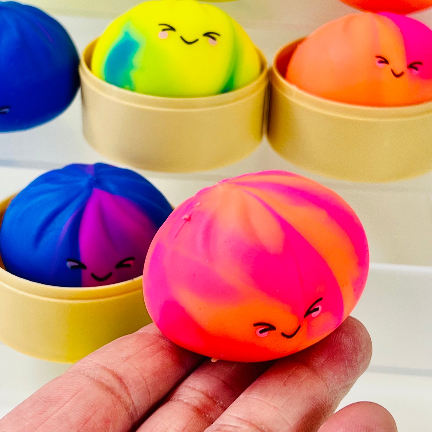 83007 Mini Dumpling Glitter Soft Squishy-12