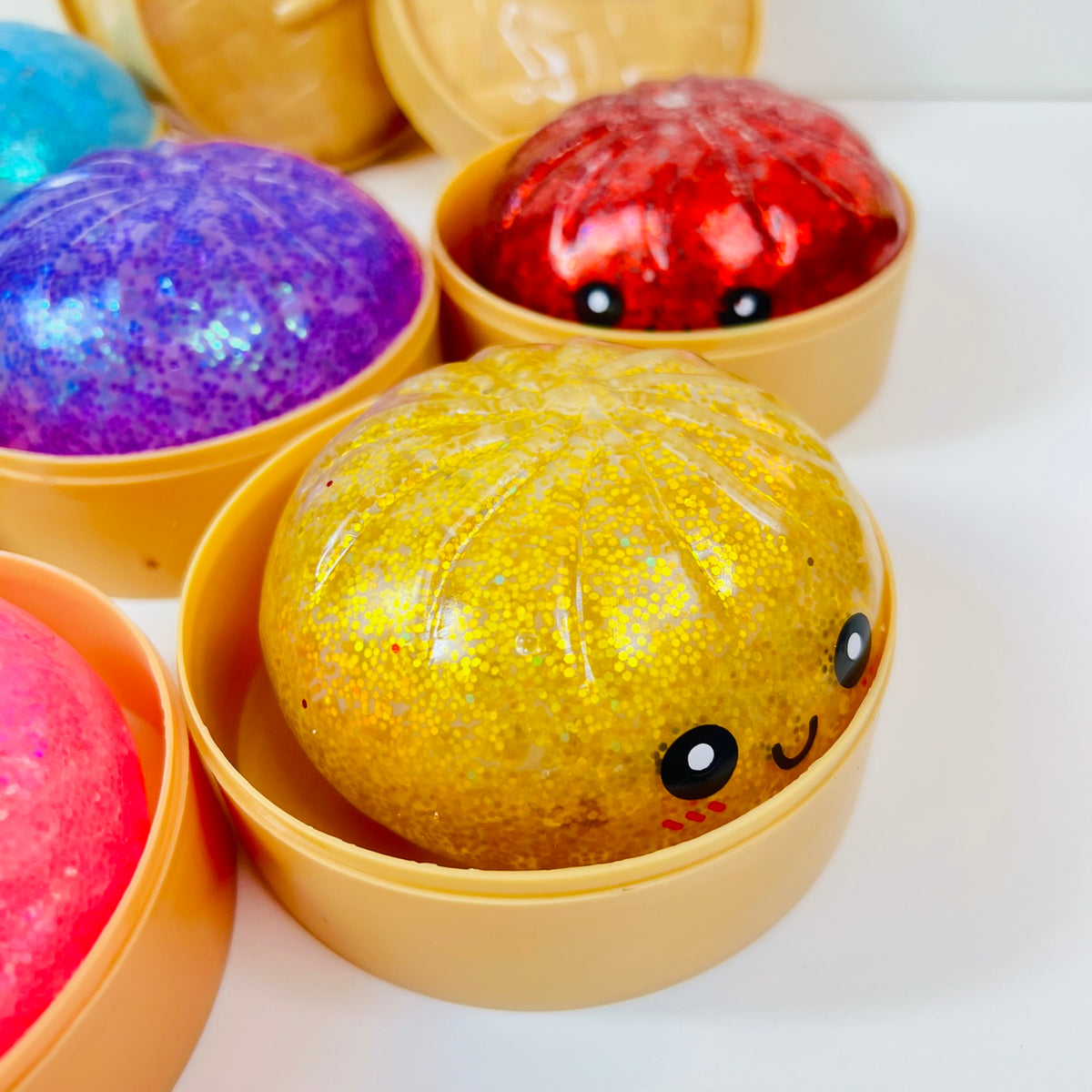 83008 Dumpling Smiley Glitter Water Bead Squishy-12