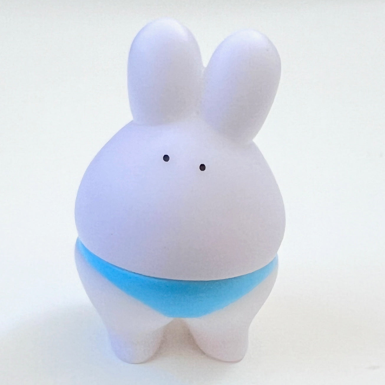 70708 SUMO RABBIT FIGURINES-10