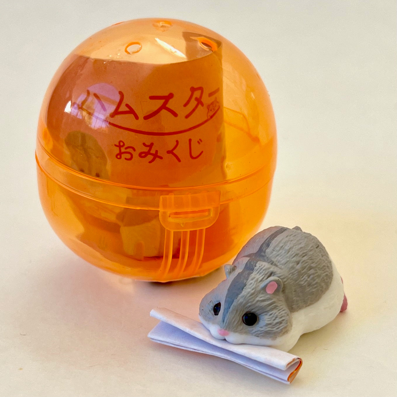 70266 Hamster Fortune Teller Figurine Capsule-6