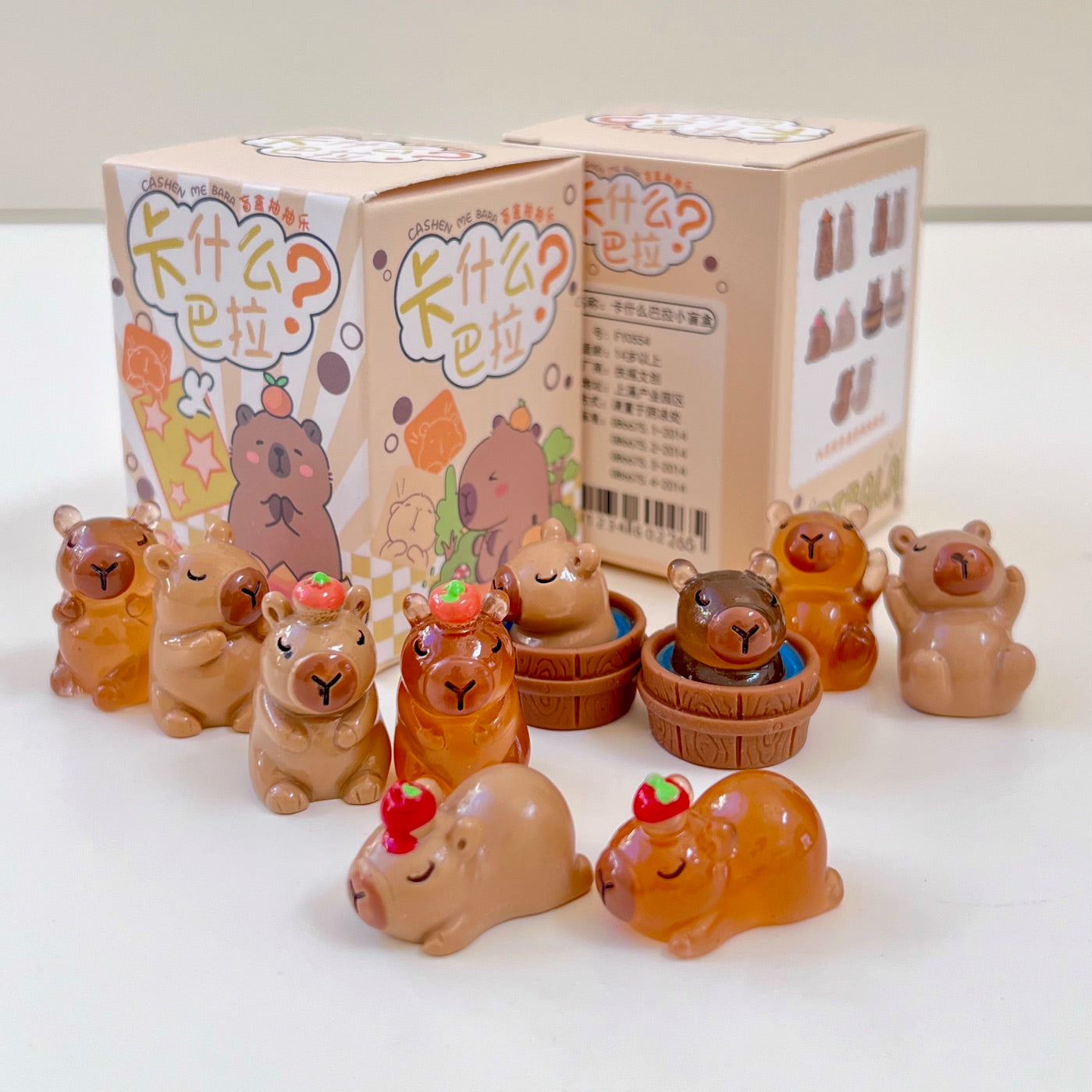 71044 CAPYBARA GLOW IN THE DARK FIGURINE BLIND BOX-48