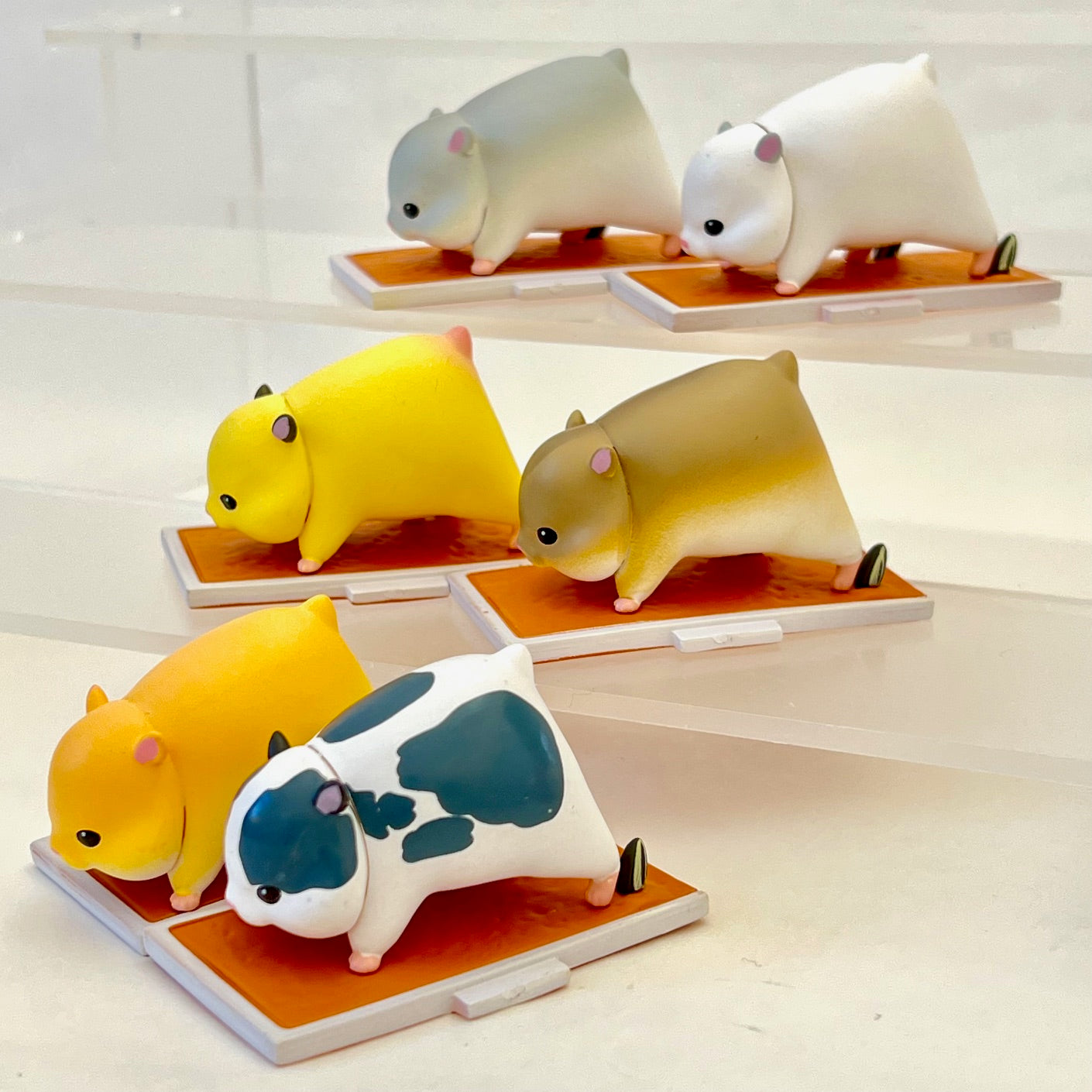 70295 Crouch Race Start Hamster Figurine Capsule-6