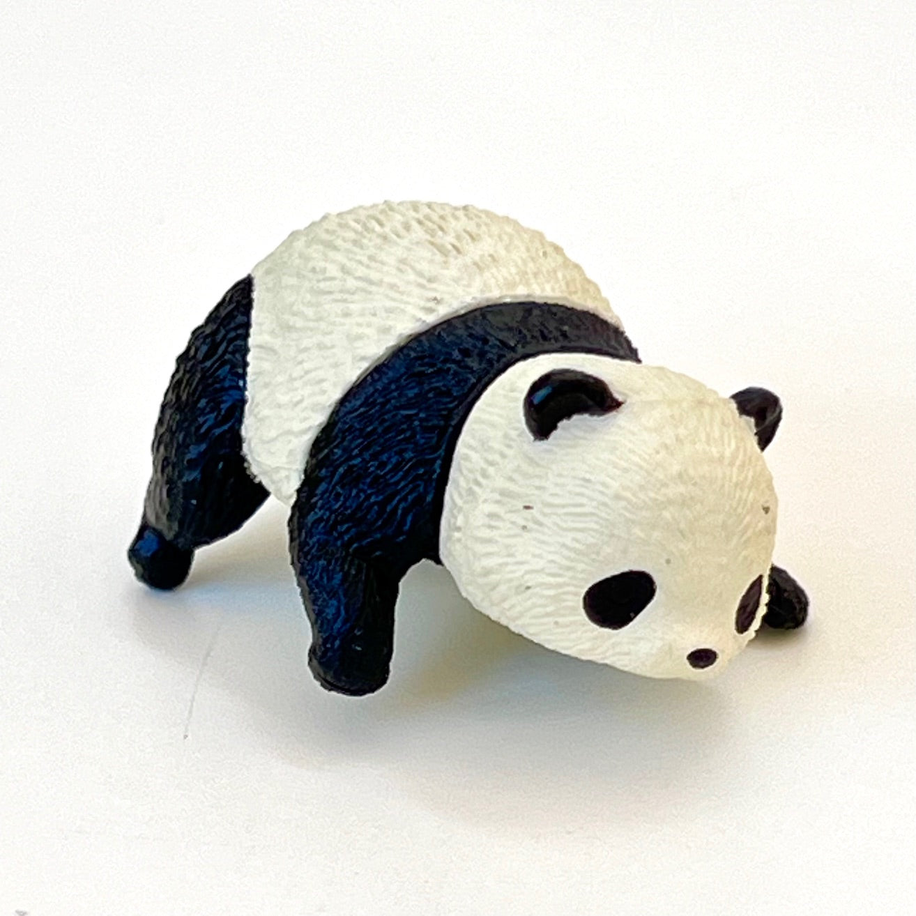 70415 Resting Panda Capsule-5