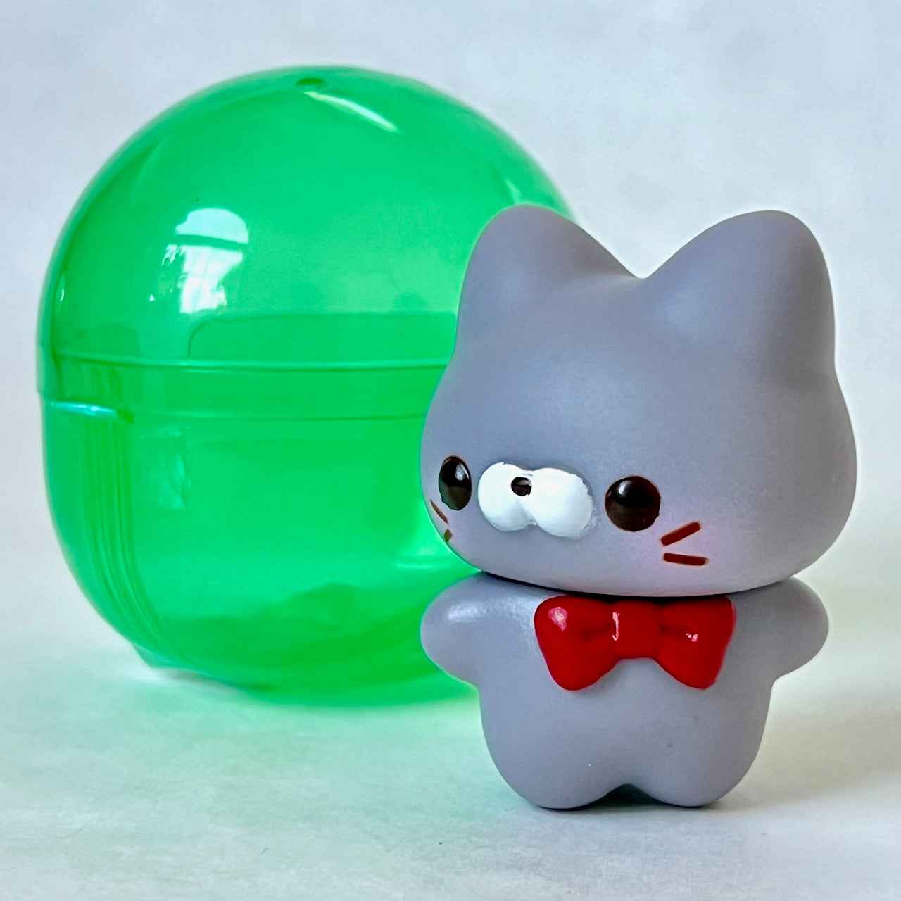 70300 Standing Cats Figurines Capsule-6