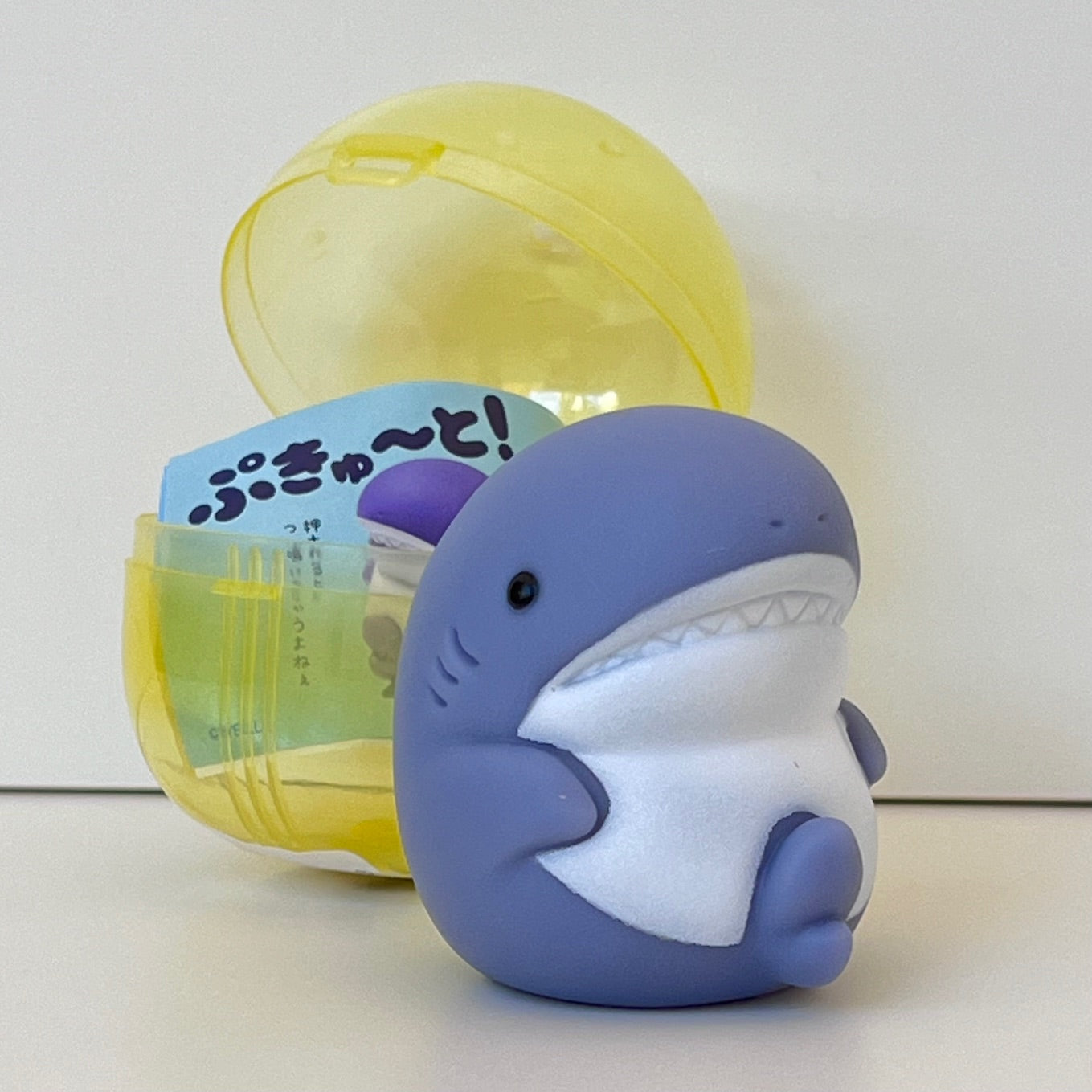 70407 - Soft Sharks Capsule - 5