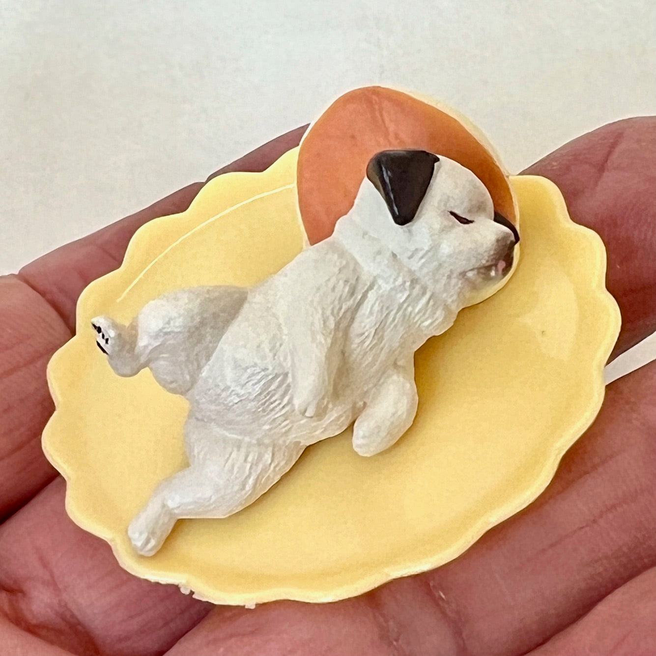 70312 Sleepy Cafe Dogs Figurines Capsule-6