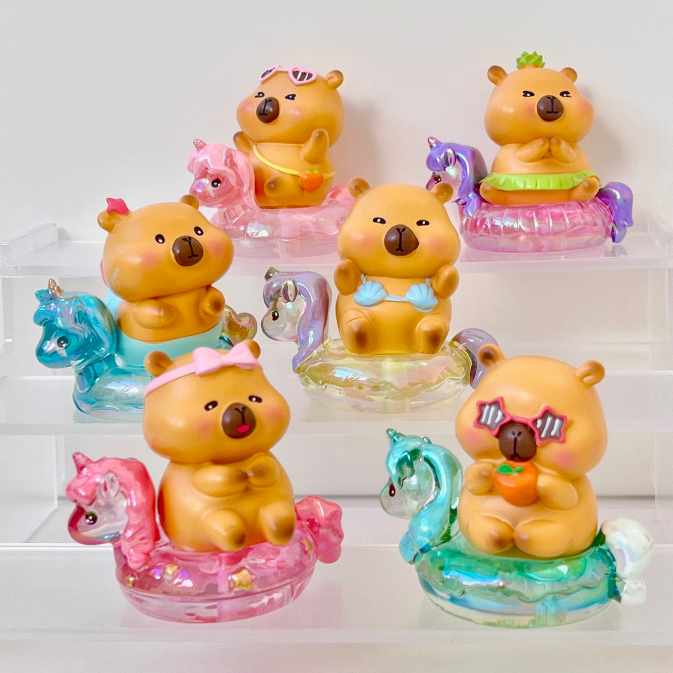 71201 CAPYBARA BEACH FIGURINE BLIND BOX-6