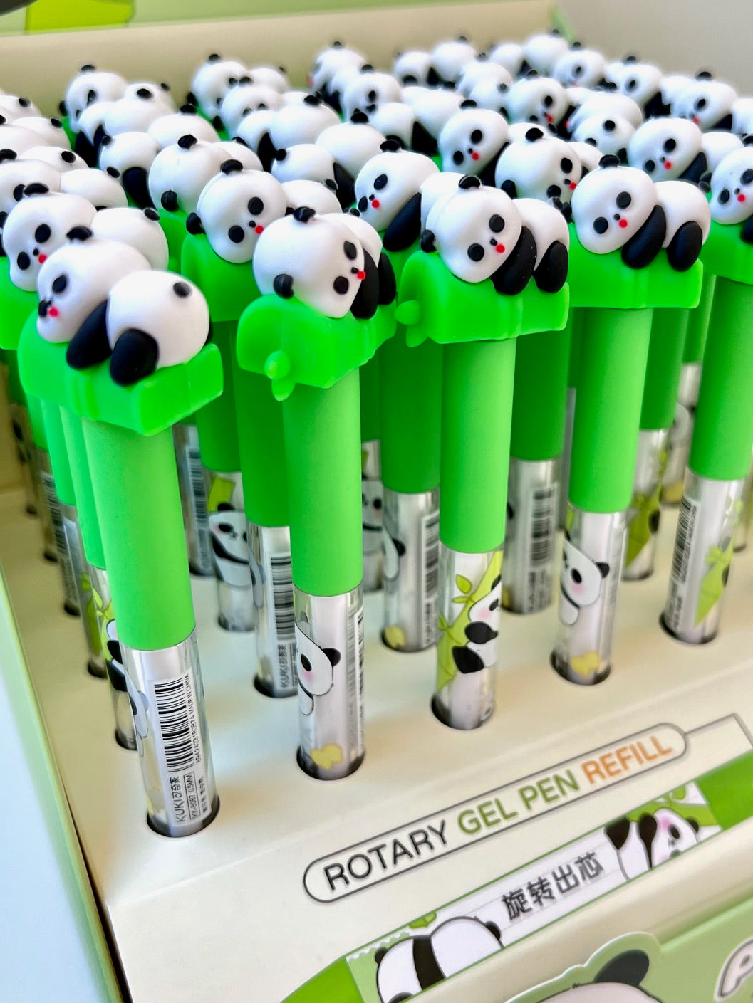 226322 PANDA SPINNING GEL PEN-26