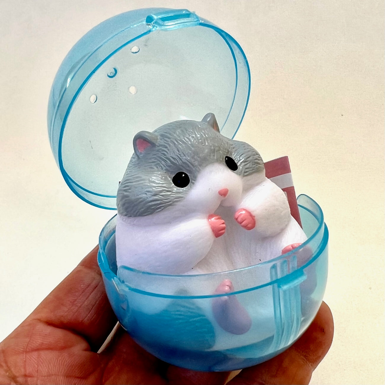 Folkmanis Mini Hamster 8000 - Bambola Da Dito Morbida, Pupazzetto Per Bambini (8x10x8 Cm)