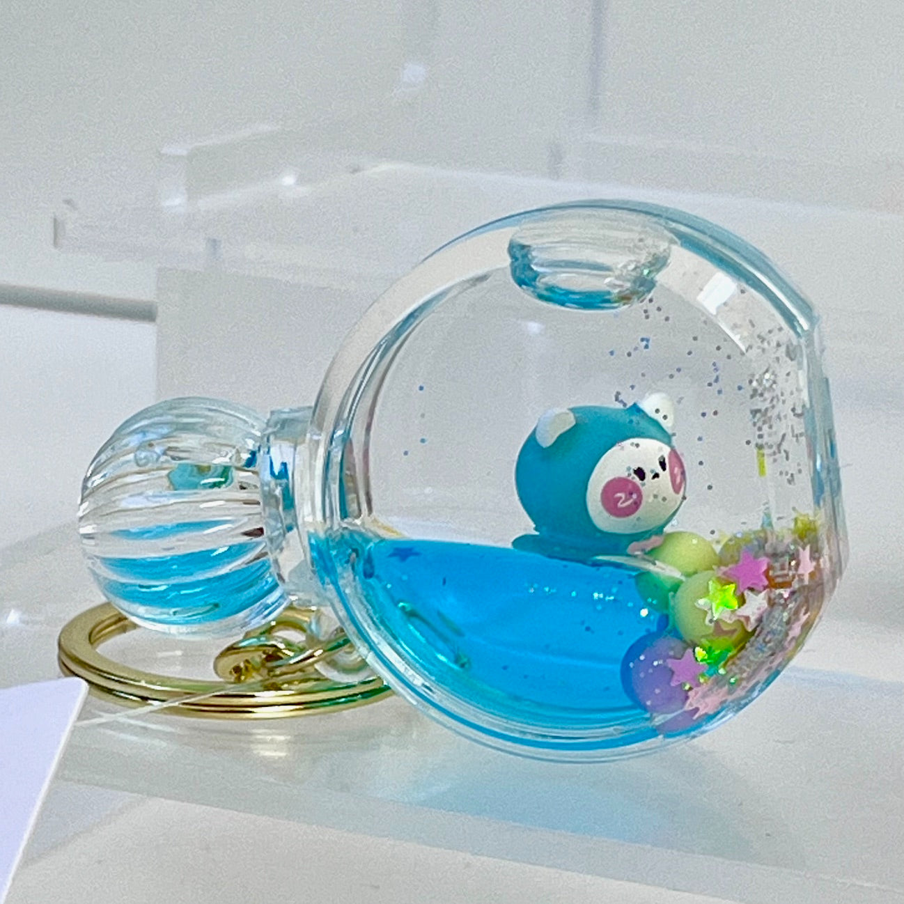 12114 KITTY PERFUME BOTTLE FLOATY KEY CHARM-12