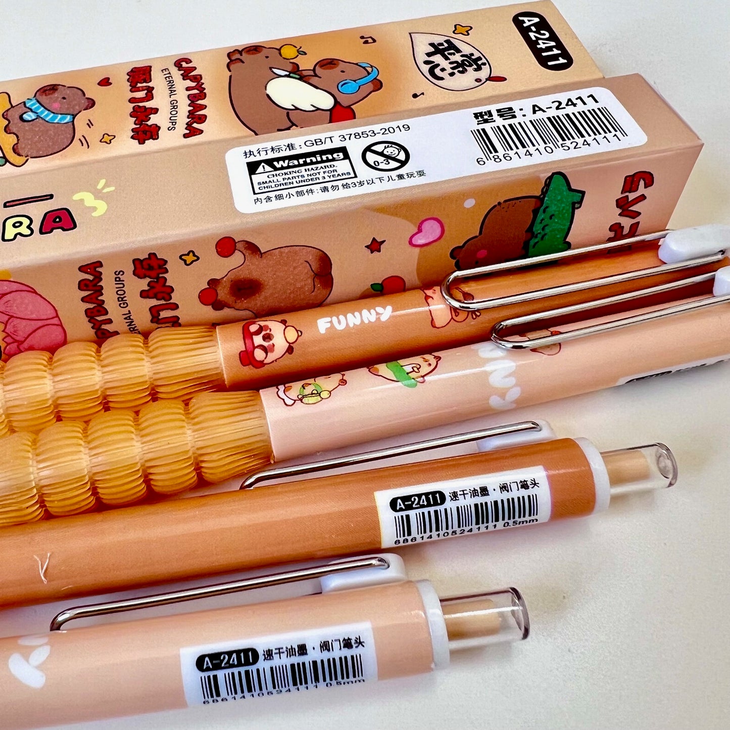 22636 CAPYBARA BLIND BOX GEL PEN-24