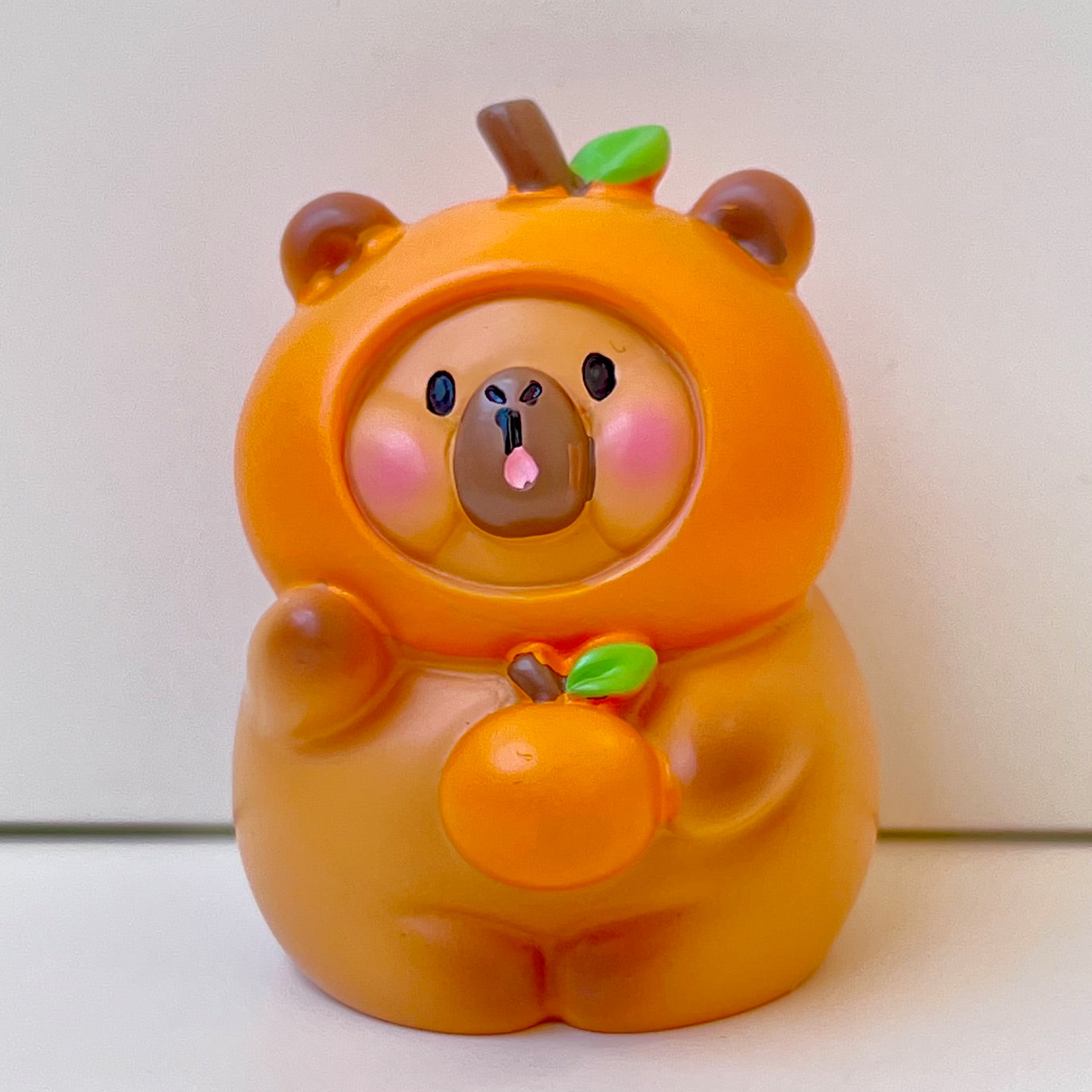 71021 HAPPY CAPYBARA FIGURINE BLIND BOX-6