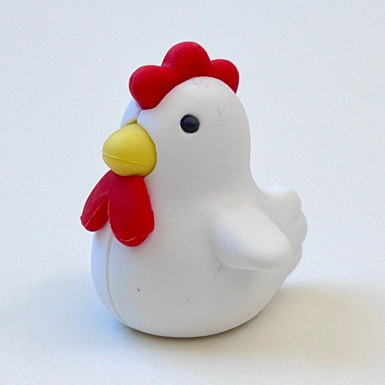 38284 CHICKEN AND FRIENDS ERASERS-60