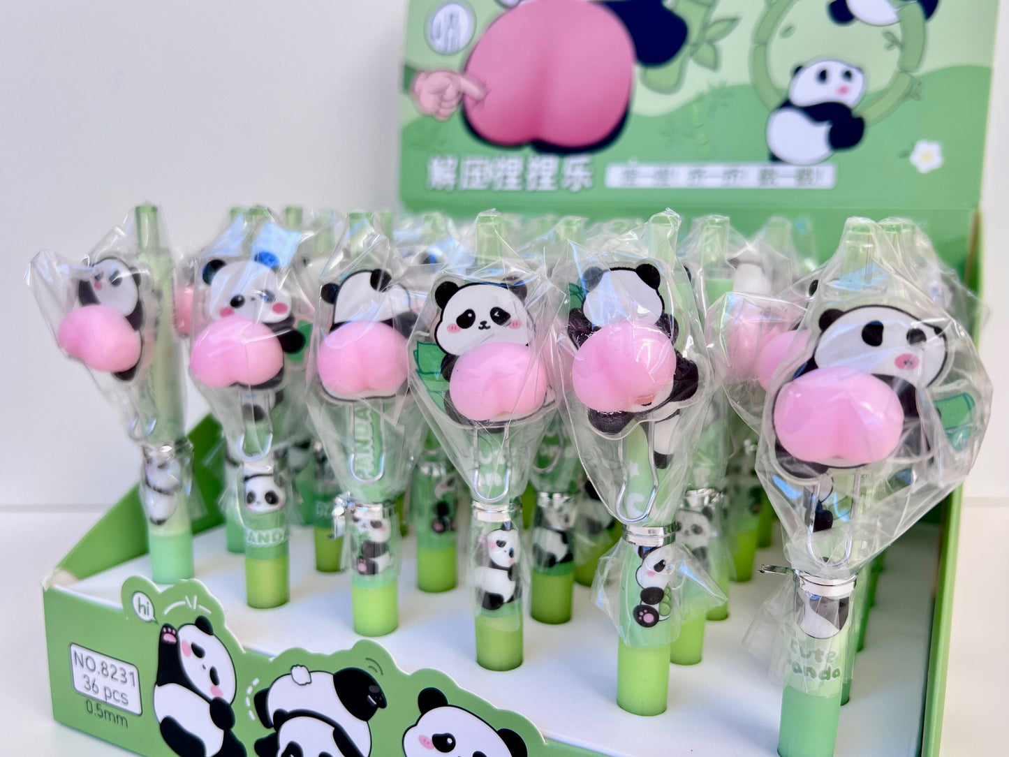 22717 Panda Squishy Butt Gel Pen-36