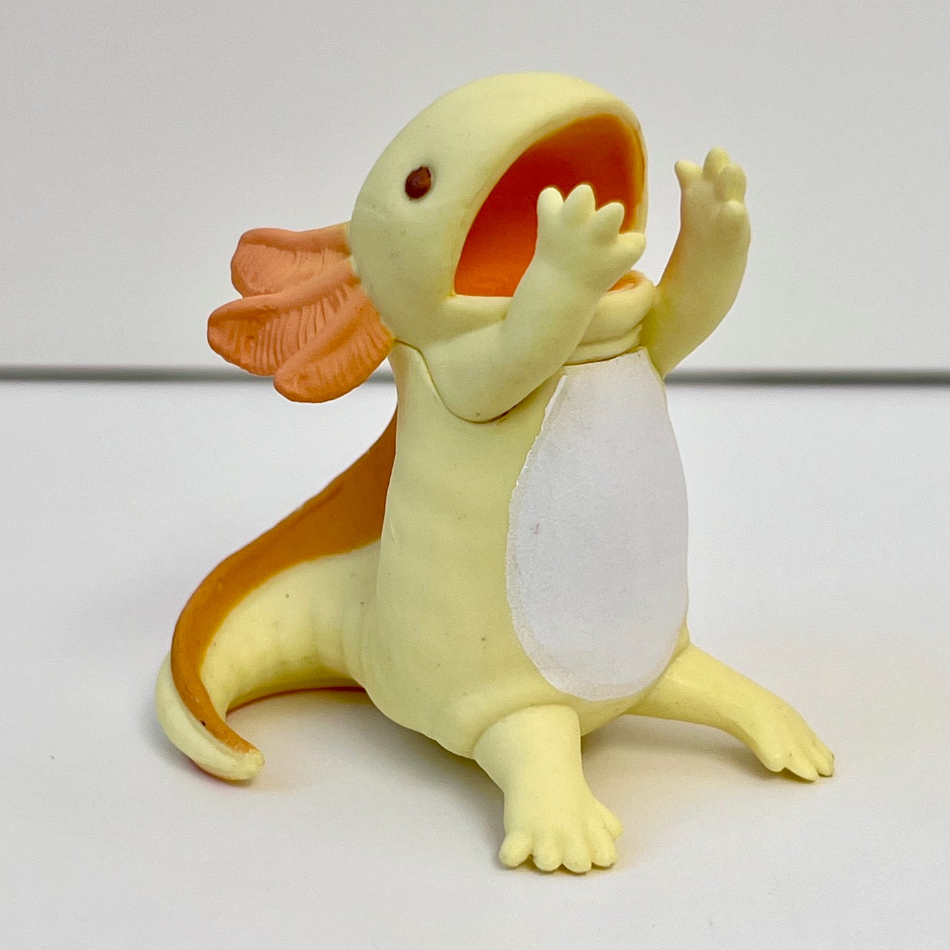 70381 Axolotl Figurine Capsule-4