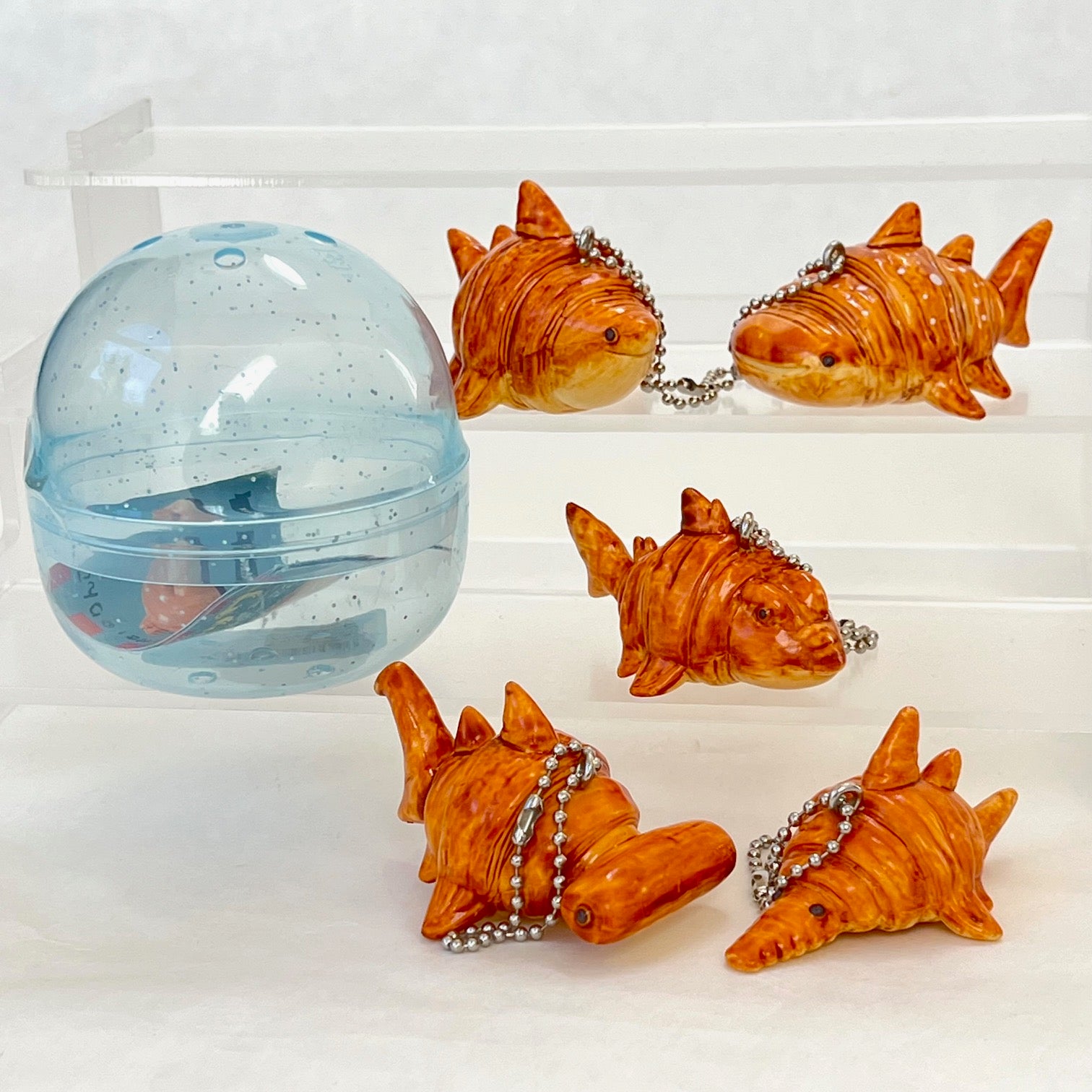 X 70281 Shark Croissant Figurine Capsule-DISCONTINUED – BCmini X 70281 Shark Croissant Figurine Capsule-DISCONTINUED – BCmini