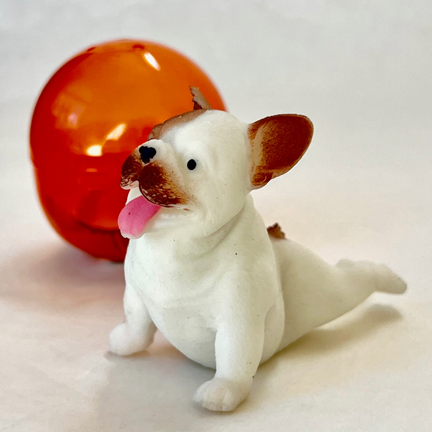 70298 French Bulldog Figurine Capsule-5