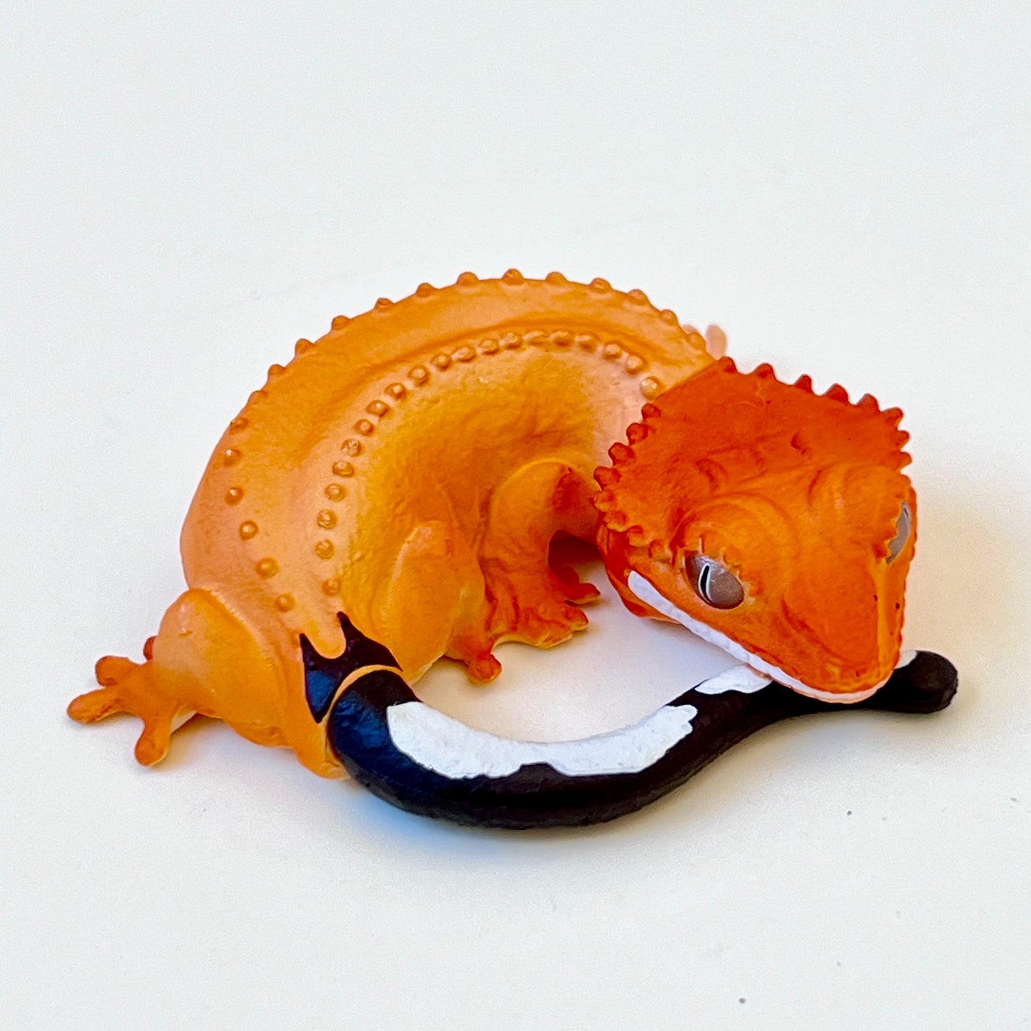 70373 Sleeping Reptiles & Lizards Figurine Capsule-6