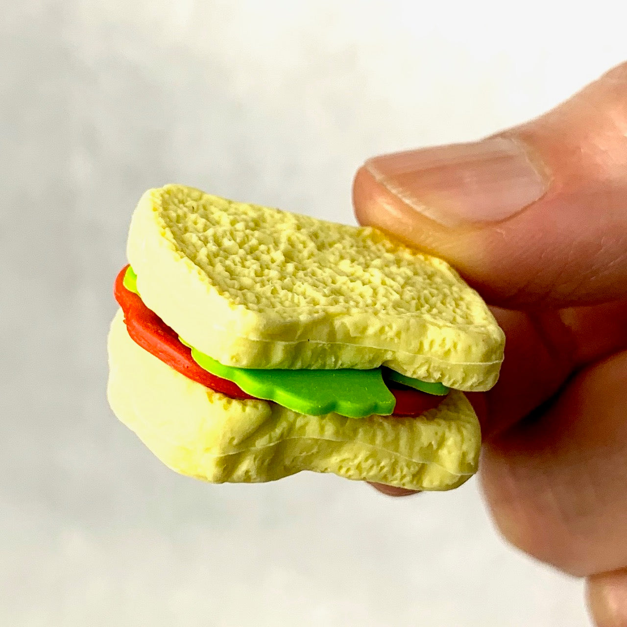 382031 IWAKO FAST FOOD ERASERS-30