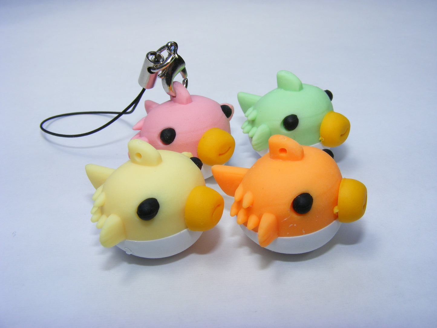 381791 PUFFY FISH ERASERS-30