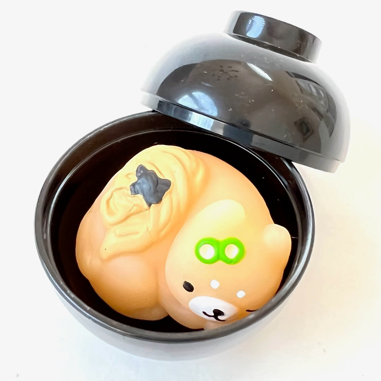 X 70954 Gummy Dog Soba Bowl Figurine Capsule-DISCONTINUED
