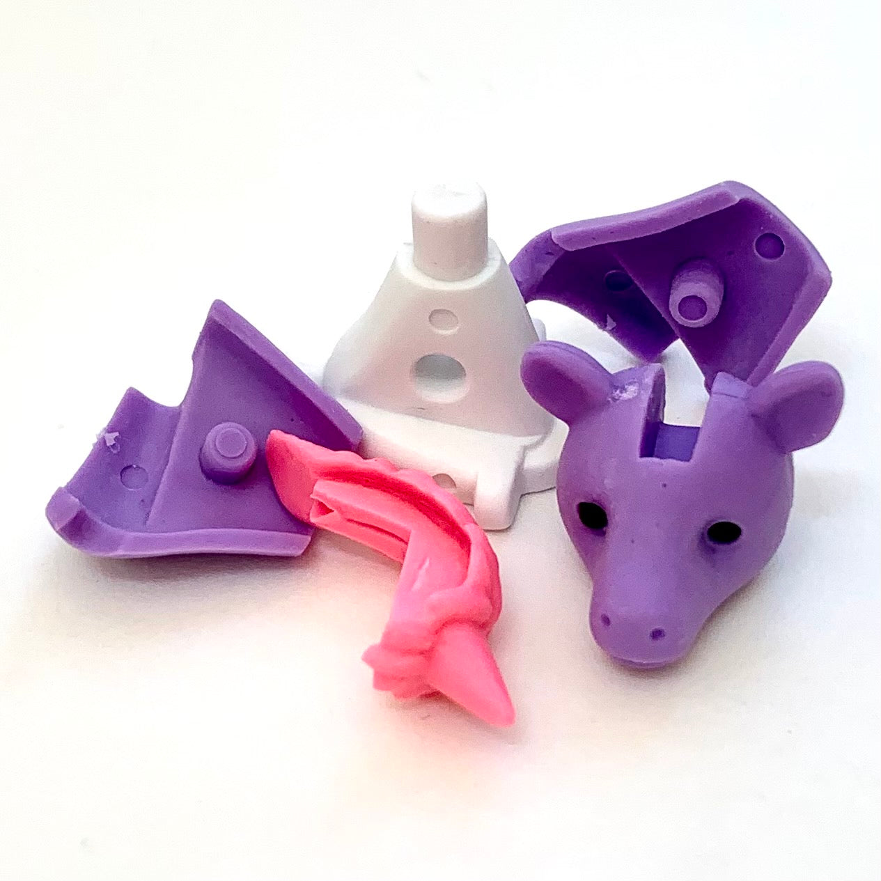 38452 IWAKO Colorz Unicorns -12 sets of 5 Erasers