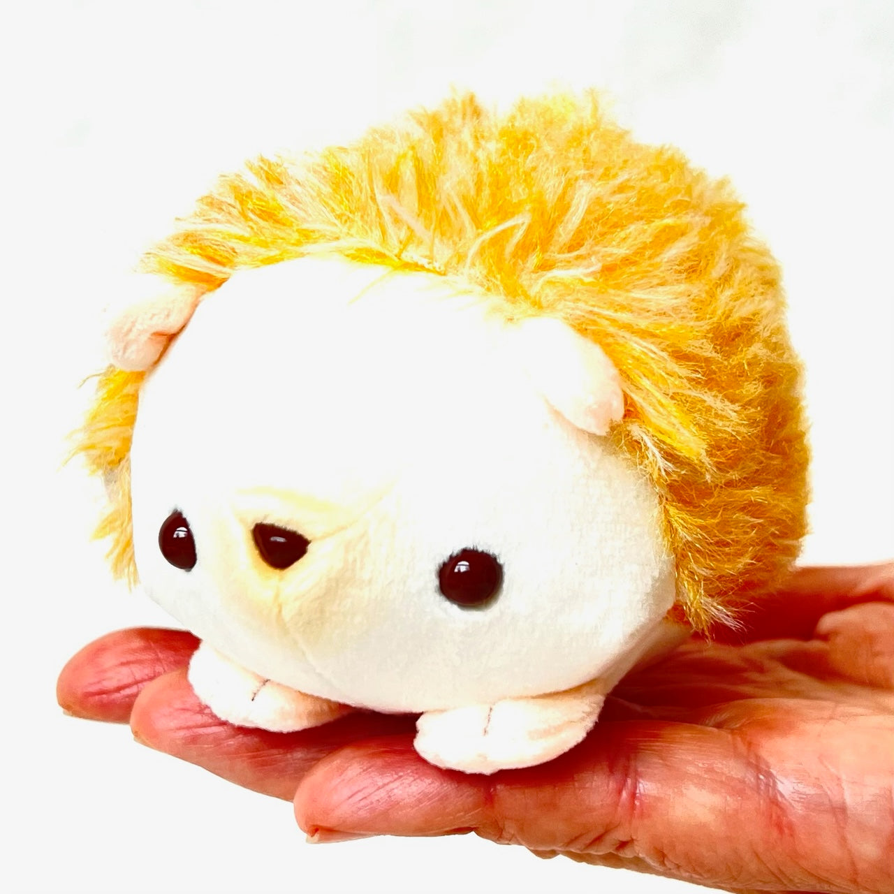 X 63277 HEDGEHOG PLUSH CHARMS-DISCONTINUED