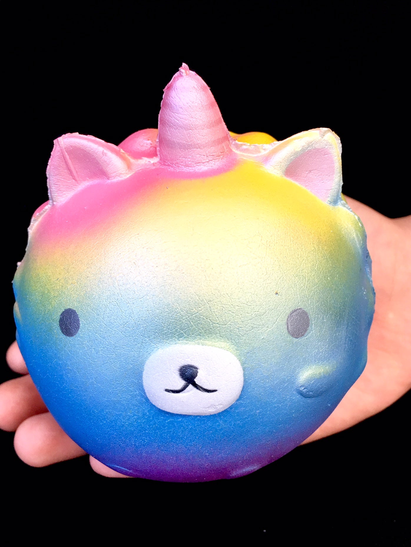 X 83244 RAINBOW UNICORN SQUISHY BALL-DISCONTINUED