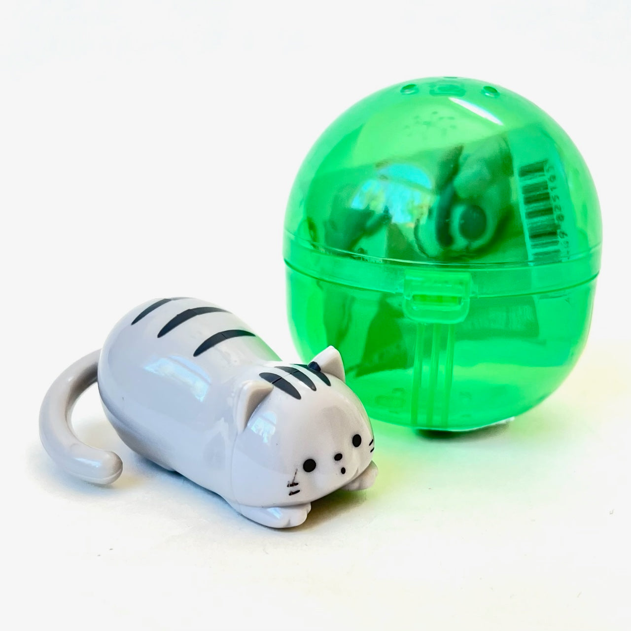 X 70935 CRO CRO CAT Figurines Capsule-DISCONTINUED