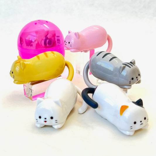 X 70935 CRO CRO CAT Figurines Capsule-DISCONTINUED