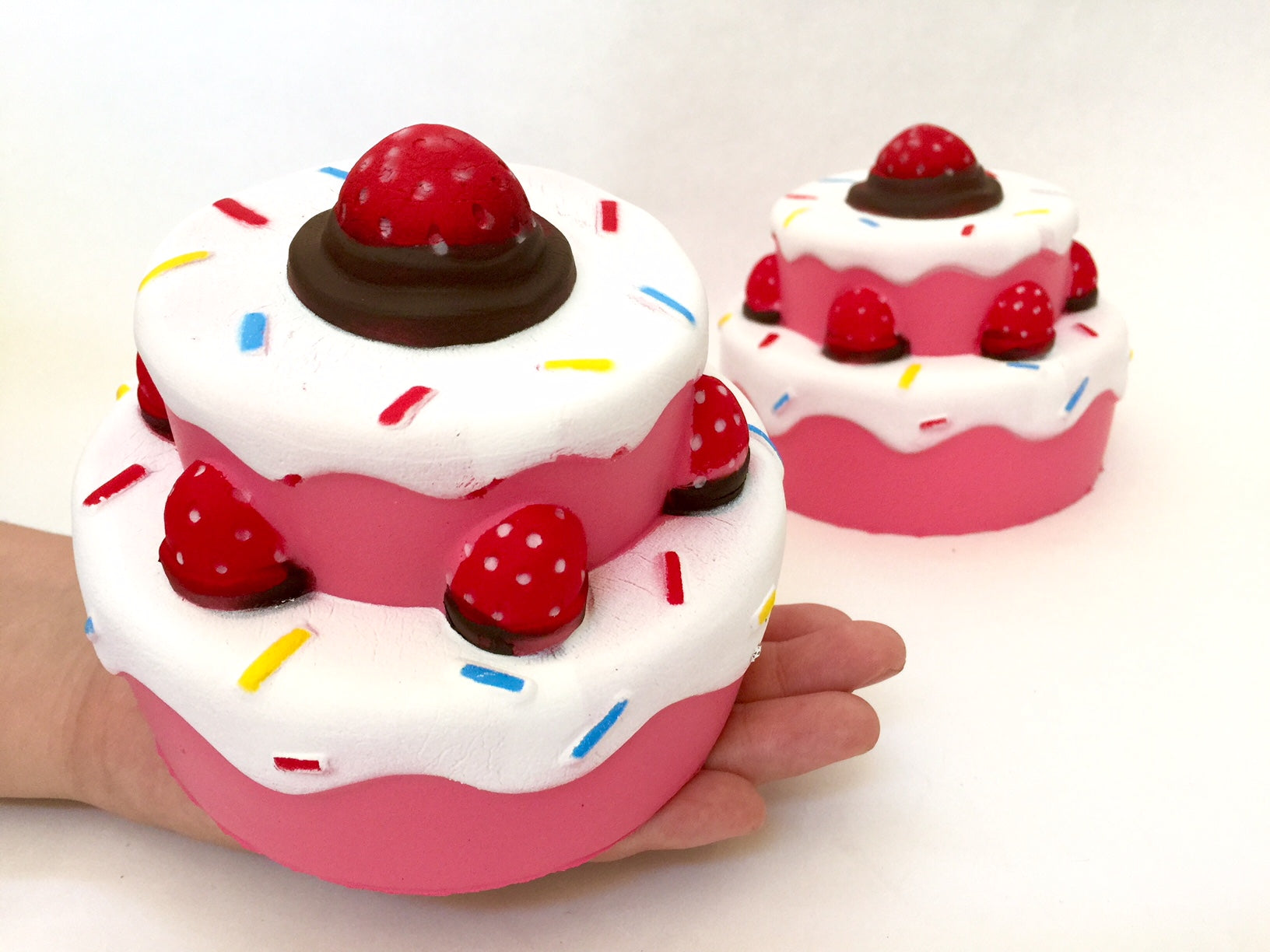 Squishy strawberry hot sale cake