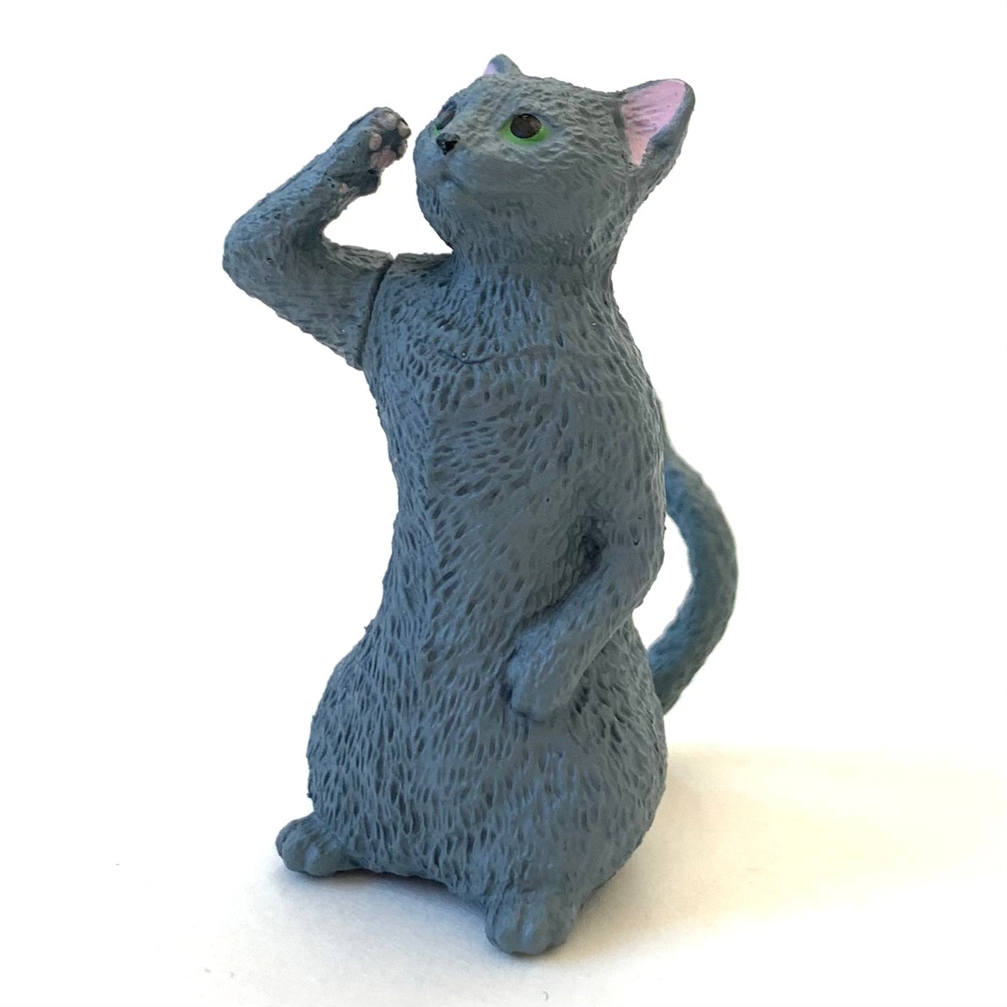70902 Saluting Cat Figurines Capsule-5