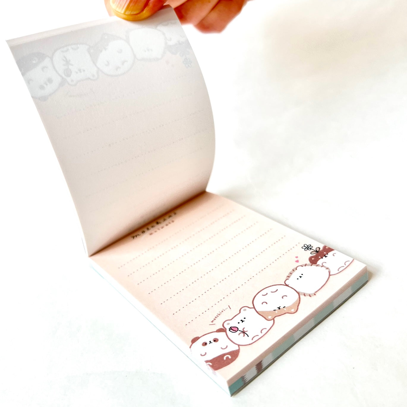 X 105626 Round Motchiri Animals Mini Notepad-DISCONTINUED