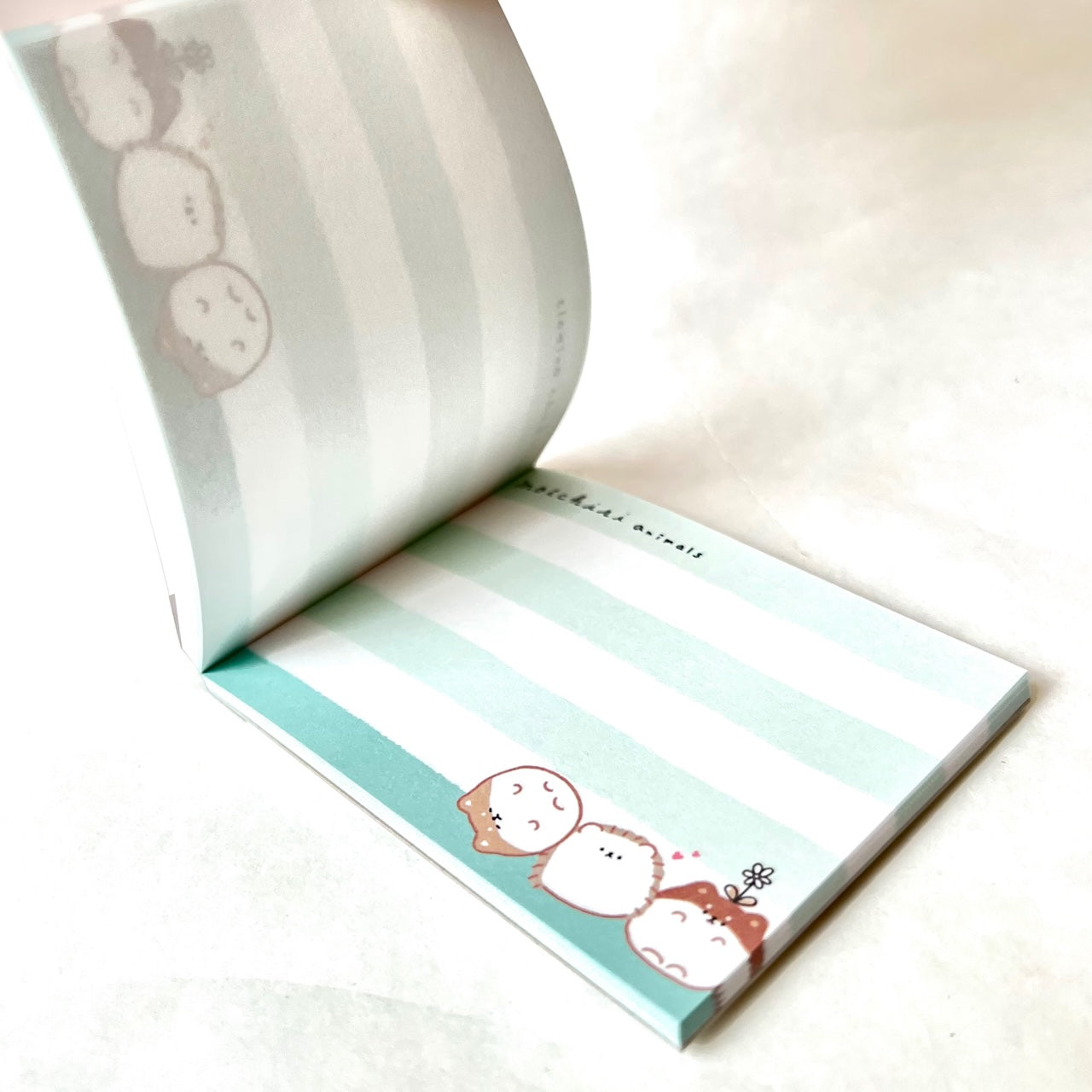 X 105626 Round Motchiri Animals Mini Notepad-DISCONTINUED