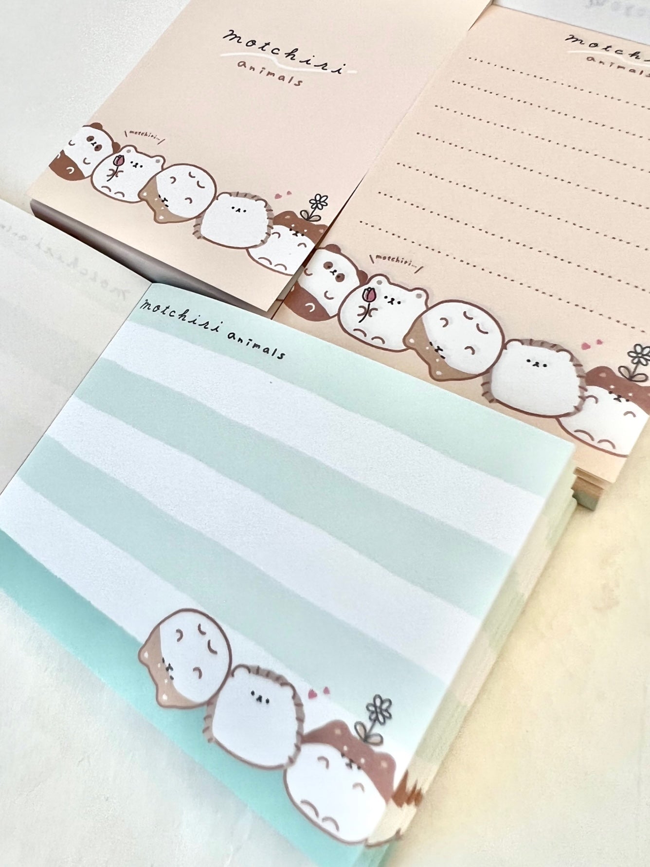 X 105626 Round Motchiri Animals Mini Notepad-DISCONTINUED