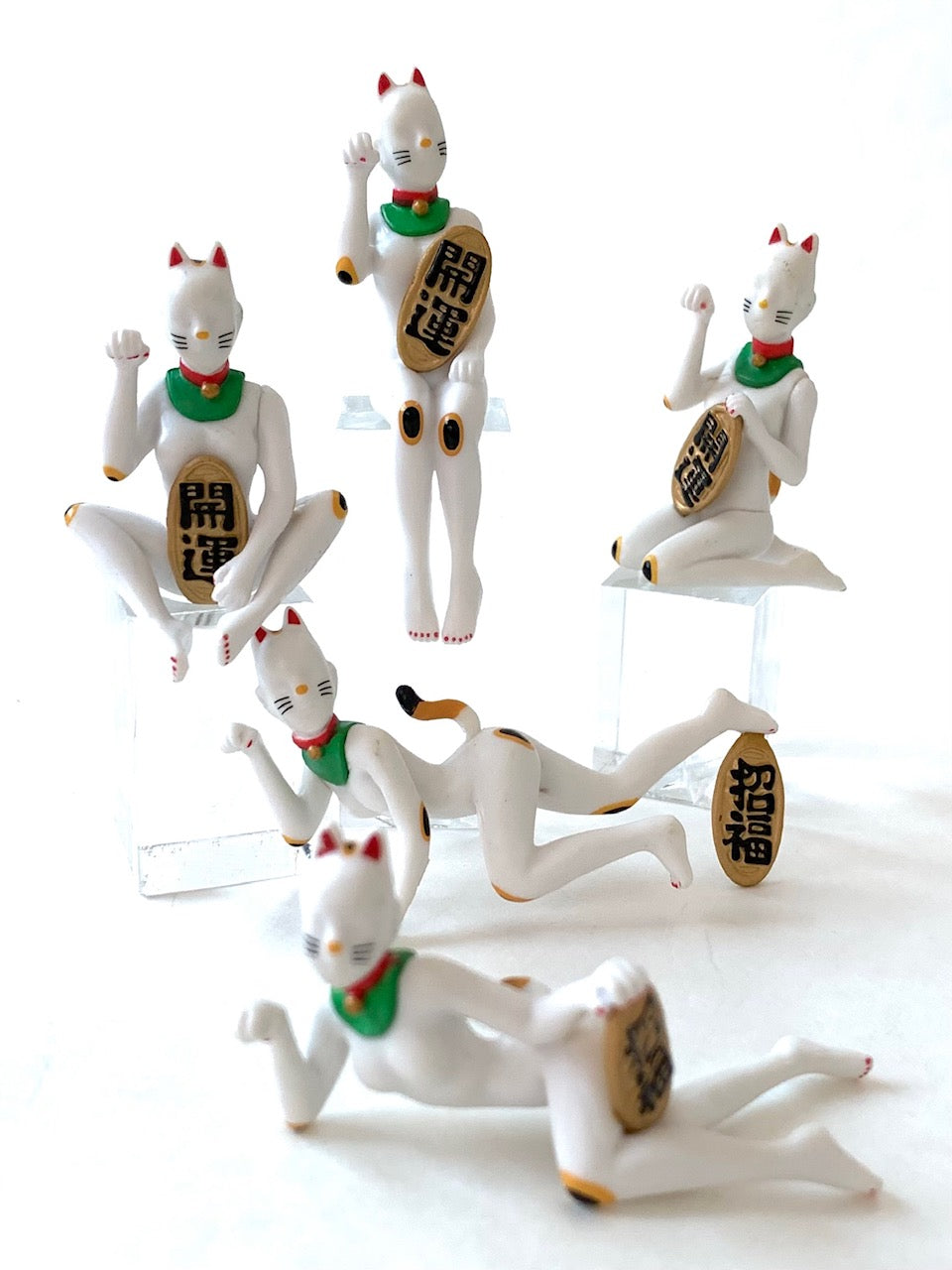 X 70921 Maneki Lucky Cat Mannequin Figurines Capsule-DISCONTINUED